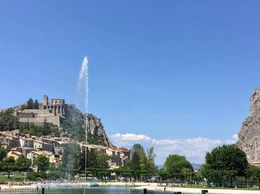 Gite De Charme Le Val Mellis Classe 3 Etoiles Dans La Douceur Provencale Vaumeilh Eksteriør bilde